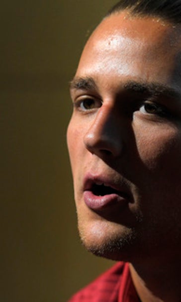 Is a hot dog a sandwich? Leach shares at Pac-12 media days